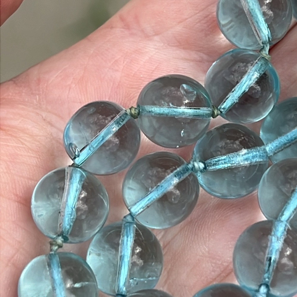 RARE Antique Light Aqua Blue Orb Pools of Light Handknotted Necklace - Picture 8 of 16